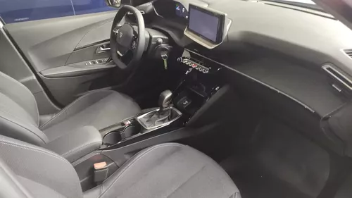 Peugeot 2008 1.0T Active full