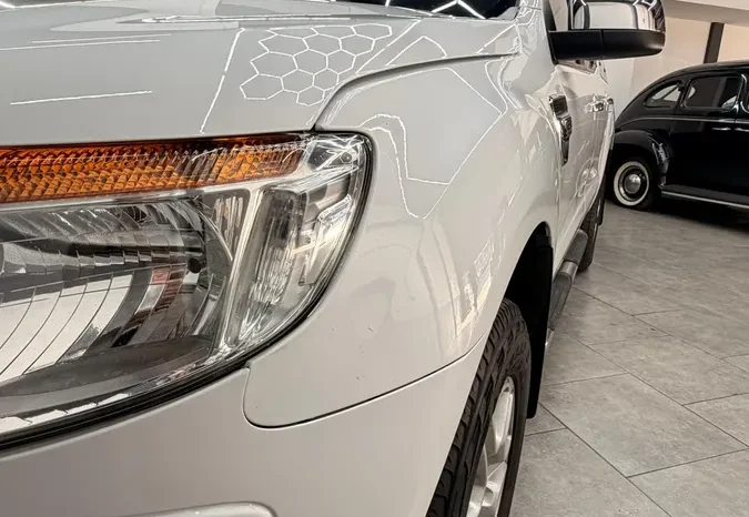 
								Ford Ranger 3.2 Cd 4×4 Xlt Tdci 200cv At full									