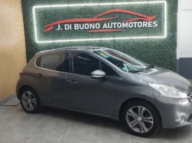 Peugeot 208 1.6 Feline