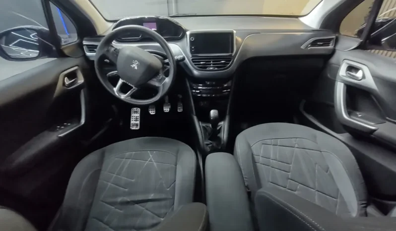 
								Peugeot 208 1.6 Feline full									