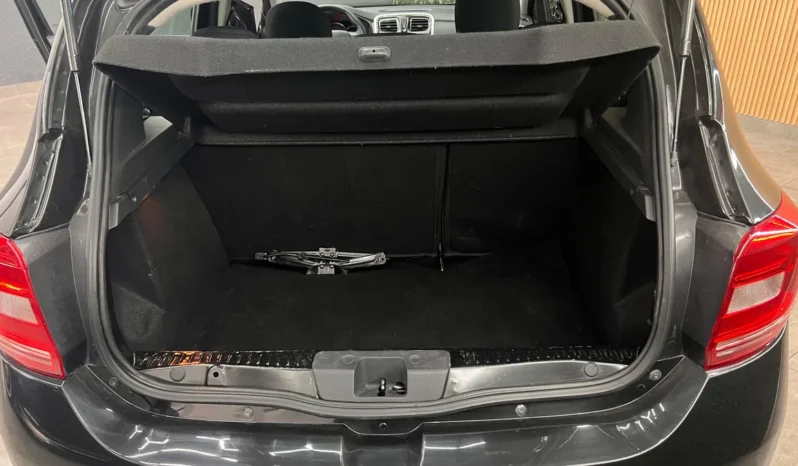 
								Fiat Punto 1.4 Attractive Pack Top Uconnect full									