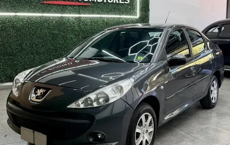 
								207 1.4 SEDAN ALLURE full									