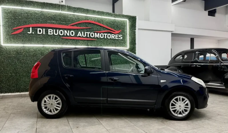 
								RENAULT SANDERO PRIVILEGE 1.6 full									