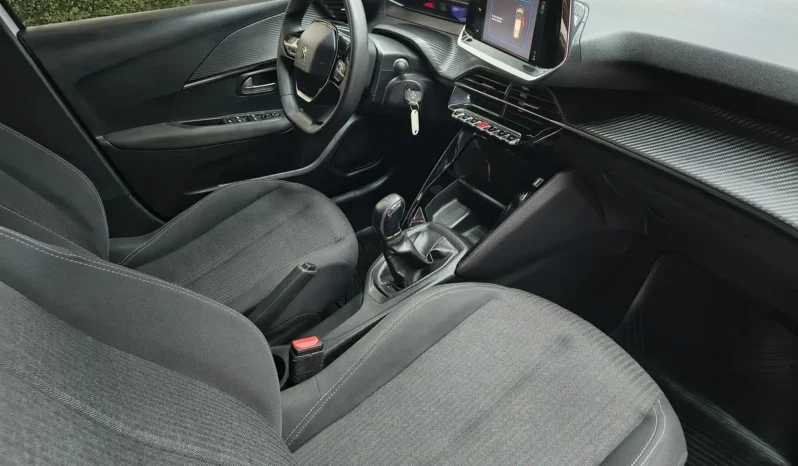 
								PEUGEOT 208 ACTIVE 1.6 MANUAL full									