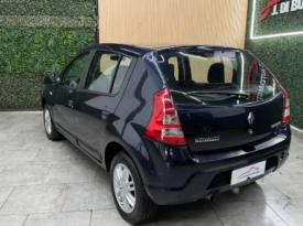 RENAULT SANDERO PRIVILEGE 1.6