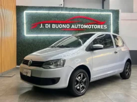 VOLKSWAGEN FOX HIGH 1.6 3P