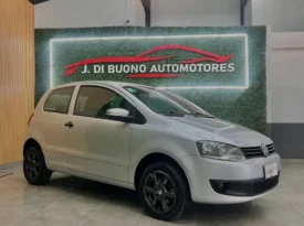 VOLKSWAGEN FOX HIGH 1.6 3P