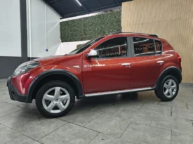 RENAULT SANDERO STEPWAY