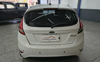 FORD FIESTA 2011 KINETIC TITANIUM