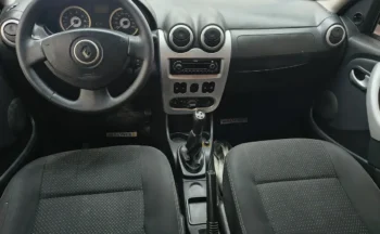 RENAULT SANDERO STEPWAY