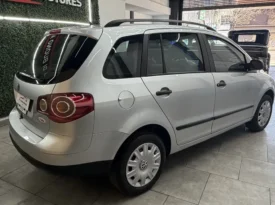 VOLKSWAGEN SURAN 2009