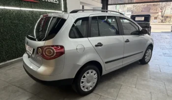 
										VOLKSWAGEN SURAN 2009 full									
