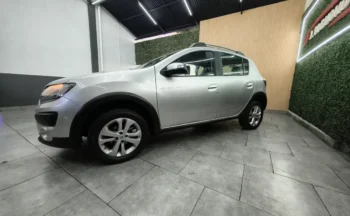 RENAULT SANDERO STEPWAY