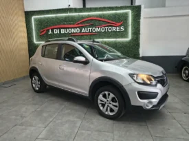 RENAULT SANDERO STEPWAY