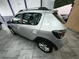RENAULT SANDERO STEPWAY