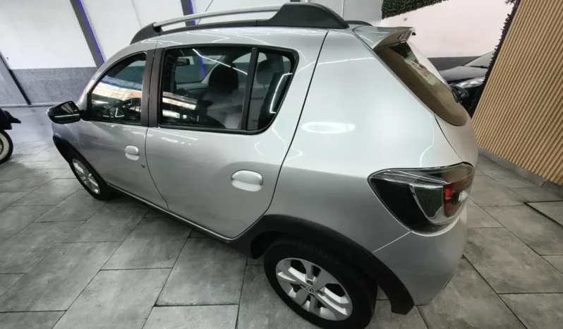 RENAULT SANDERO STEPWAY