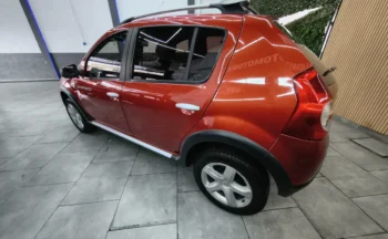 RENAULT SANDERO STEPWAY