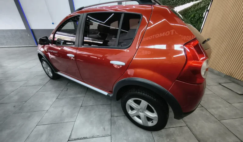 
								RENAULT SANDERO STEPWAY full									