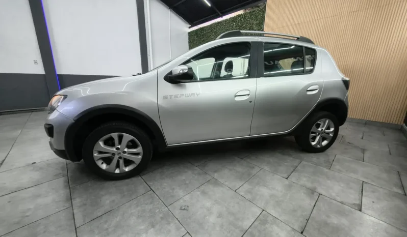 RENAULT SANDERO STEPWAY