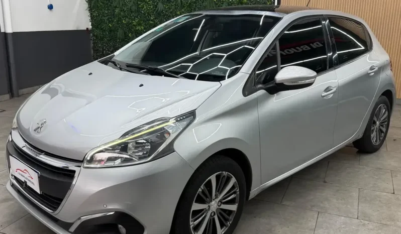 PEUGEOT 208 FELINE