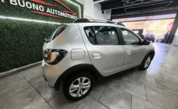 RENAULT SANDERO STEPWAY