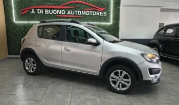 
										RENAULT SANDERO STEPWAY full									