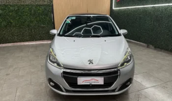 
										PEUGEOT 208 FELINE full									