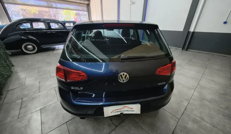 
								Volkswagen golf 1.6 full									