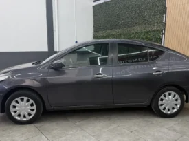 nissan versa mt 1.6