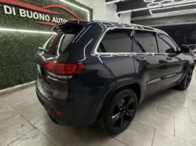 Jeep cherokee srt8 v8 2014