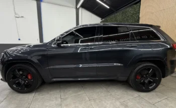 Jeep cherokee srt8 v8 2014