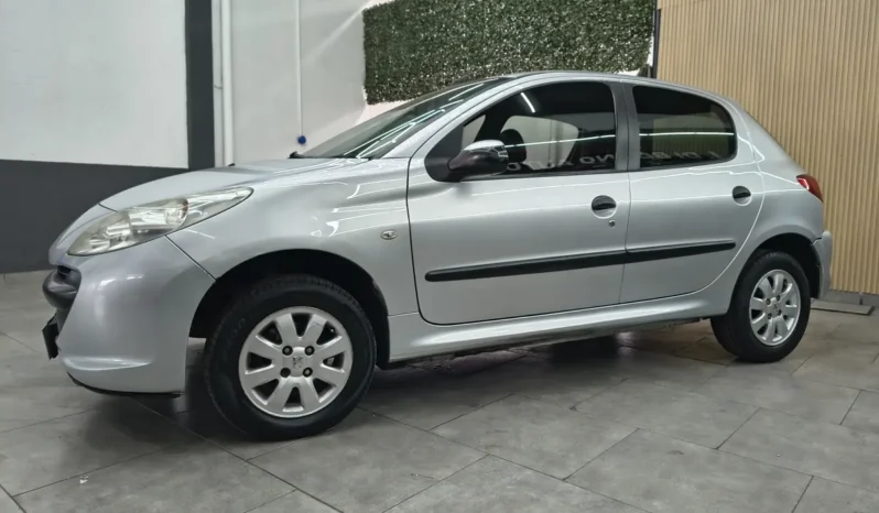 peugeot 207 2010 1.4