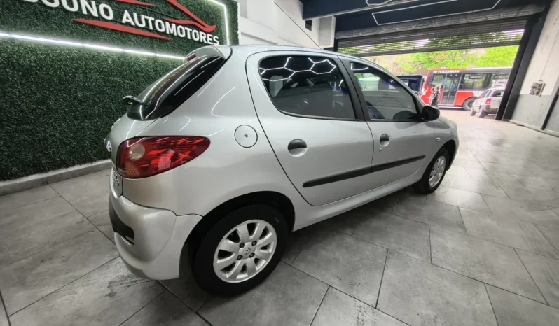 peugeot 207 2010 1.4