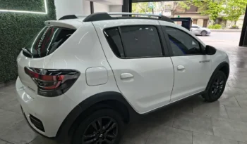 
										sandero stepway intense full									